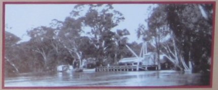Koondrook, old picture of wharf