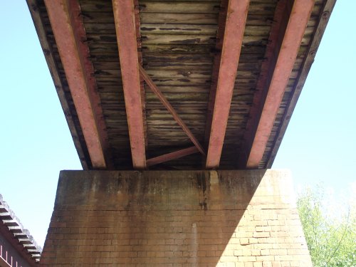 Wodonga old bridge west of old station, 2011-2013