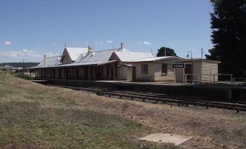 Cooma railway station, Jan 2011