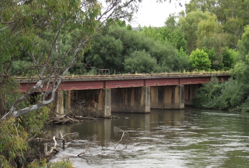 Wodonga North - old mainline, Murray River bridge, 2011-2013